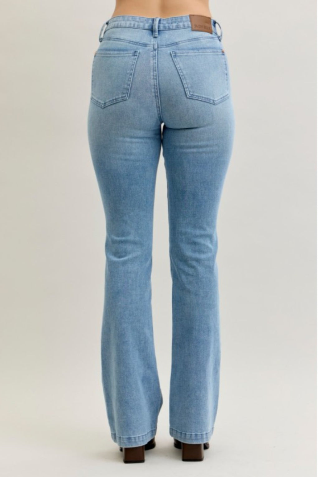 Judy Blue MR Bootcut Contrast Wash Jeans